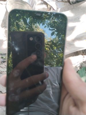 tel  redmi 6 pro hotrasi 32 ekranda chiziq bor 160