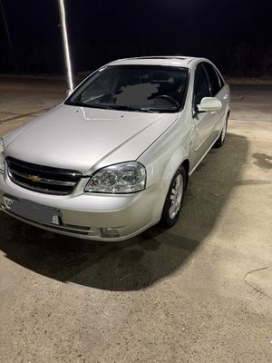 Lasetti 1.8 avtomat 2009 yil