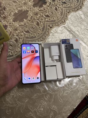Redmi Not 13 8 gb 256 gb yengide