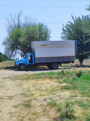 Gaz 53 ,3309 sotiladi