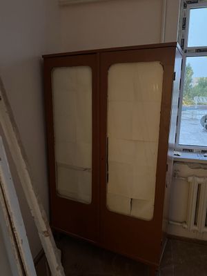 2 Шкаф, 1 этажерка сатылады бахасы келисимли