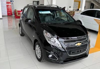 Chevrolet spark 4