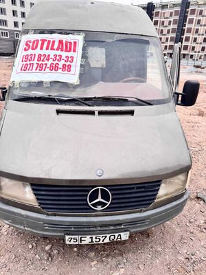 Srochni Sprinter Mercedes-Benz 212D YUK FURGON 1996-yil sotiladi