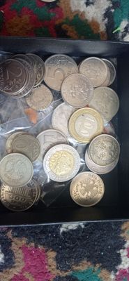 Продам монеты разные