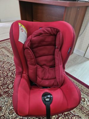 Автокресло от Chicco с рождения до 3 лет
