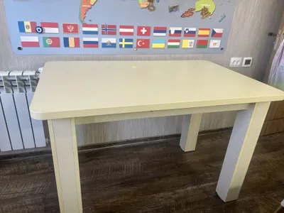 Кухонный стол отличного качества