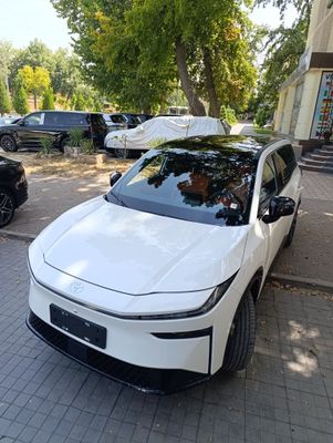 Toyota bZ 3X EV610km 2025йил
