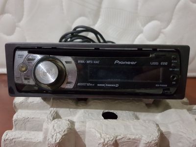 Продам автомагнитофон Pioneer DEH - 4050 UB MP3 CD USB радио FM