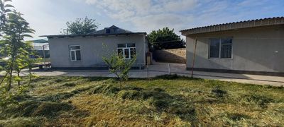 Toshket viloyati Nurafshon shaxri Hovli joy sotiladi