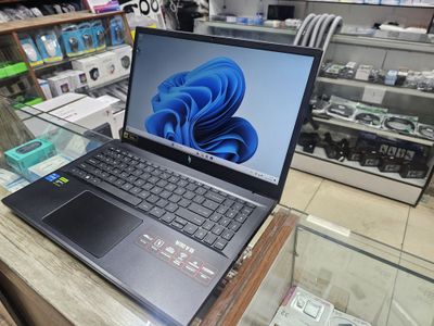 Acer Nitro V15 Core i5-13 + RTX 3050 6GB
