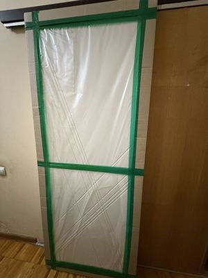 Продается дверь, с обналичниками ручкой и замком