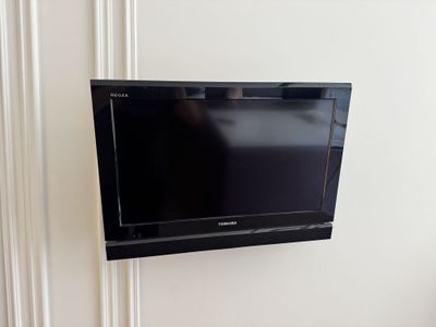 Телевизор 24’’ Toshiba сотилади