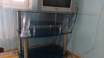 Стеклянная подставка