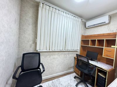 Чиланзар3.  2/2/4. Метро Новза. Срочно продаю
