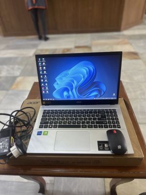 Acer Aspire3 pure silver