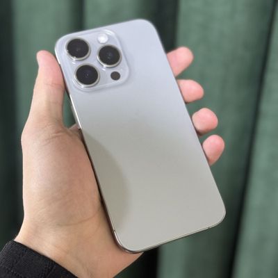Iphone 15 pro 128gb