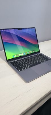 Mackbook M2 2022