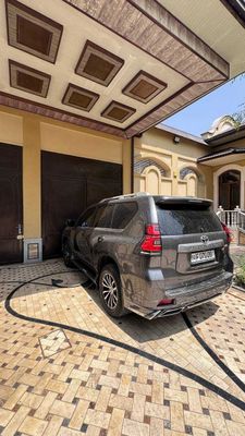 tayota prado land crouser 150