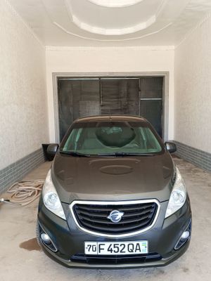 Xolati alo benzinda yurgan