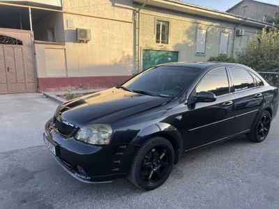 Продам Lacetti 1.8