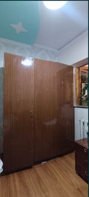 Мебел шкаф трюмо кроват тумбочка продаётся