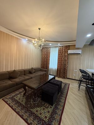 Mirobod Nukus ko’chada 2 xonali uy arendaga berladi