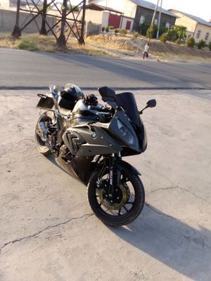 BMW s1000rr replika sotiladi