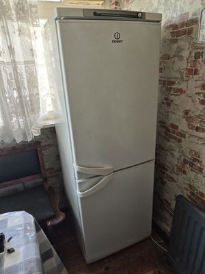 Продам холодильник б/у