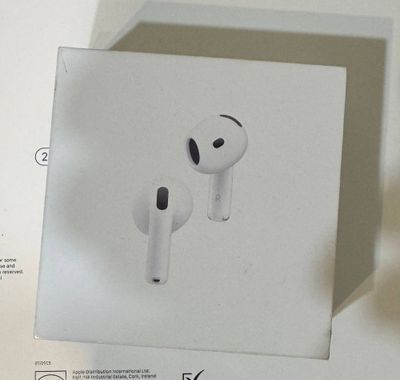 Продается новый Airpods 4