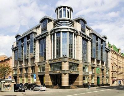 Дархан, кафе Полянка Здание 2450 кв.м