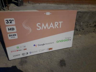 Срочно продам новый телевизор 32 смарт тв гарантия 3года есть