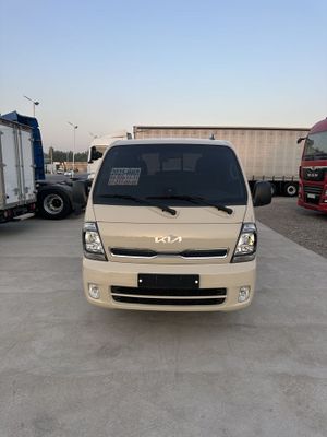 Kia bongo - 2025 - yil probeg 17000 km holati aloo