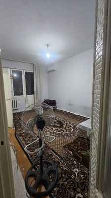 Kvartira ishchi/student akkuratni bolalar uchun