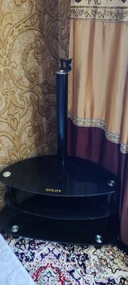 Podstavka televizor uchun