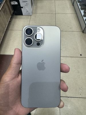 IPhone 15 pro max 256 gb ideal