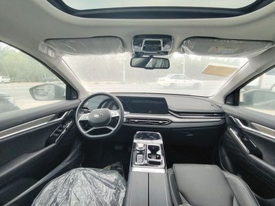 JAC JS 6 yengil avtomobili