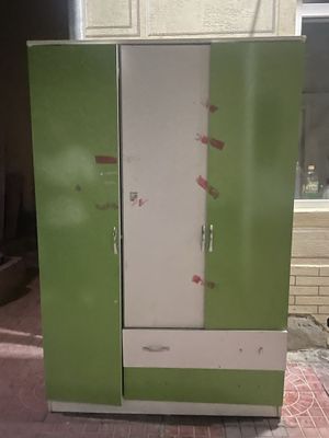 Shkaf detski sotiladi