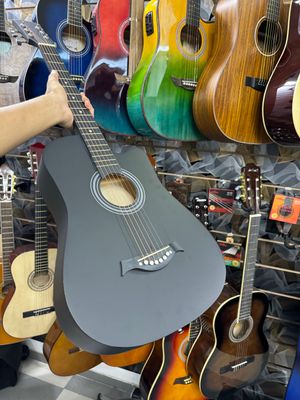 Gitara Super Skidka !!! (Xit prodaj )