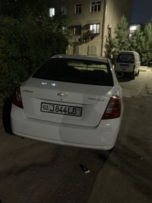 Lacetti 1.8 4 pozitsiya avtomat