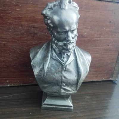 Статуэтки г. Чирчик