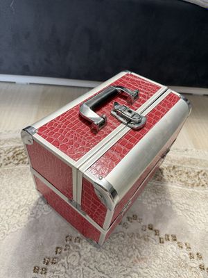 Чемодан для клсметики