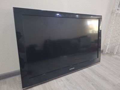 Продаётся телевизор Samsung .