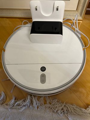 Робот пылесос Mi robot vacuum mop 2 почти новый, не пользовались