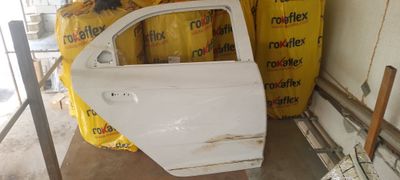 Cobalt orqa eshik oʻng