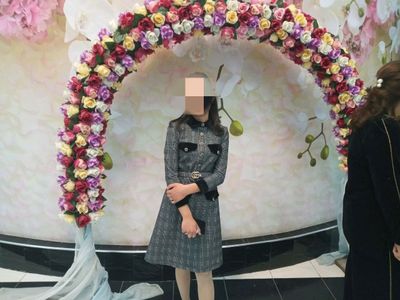 платья