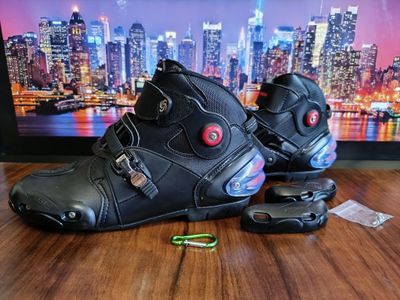 Мото боты от бренда SPEED BIKERS