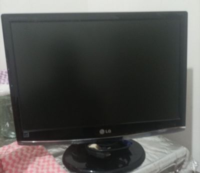 Monitor LG 19 Wide