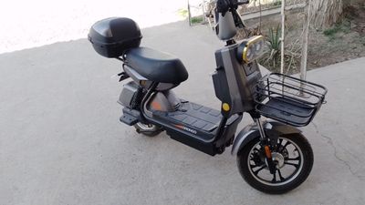 Срочно продаётся. Варианты.