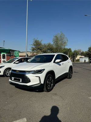 Tracker premier 2022 yil