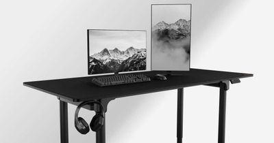 Игровой стол Cougar Desk E-Grav 180 (EU)